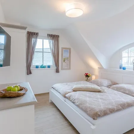 Apartment Haus Kranichsruh Whg. Strandgut *